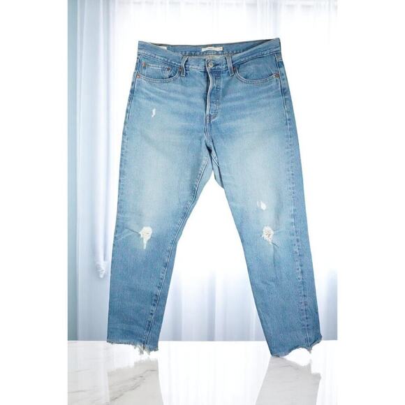 Levi's Women's Premium Wedgie Icon Fit Jeans size 31 - Picture 1 of 9